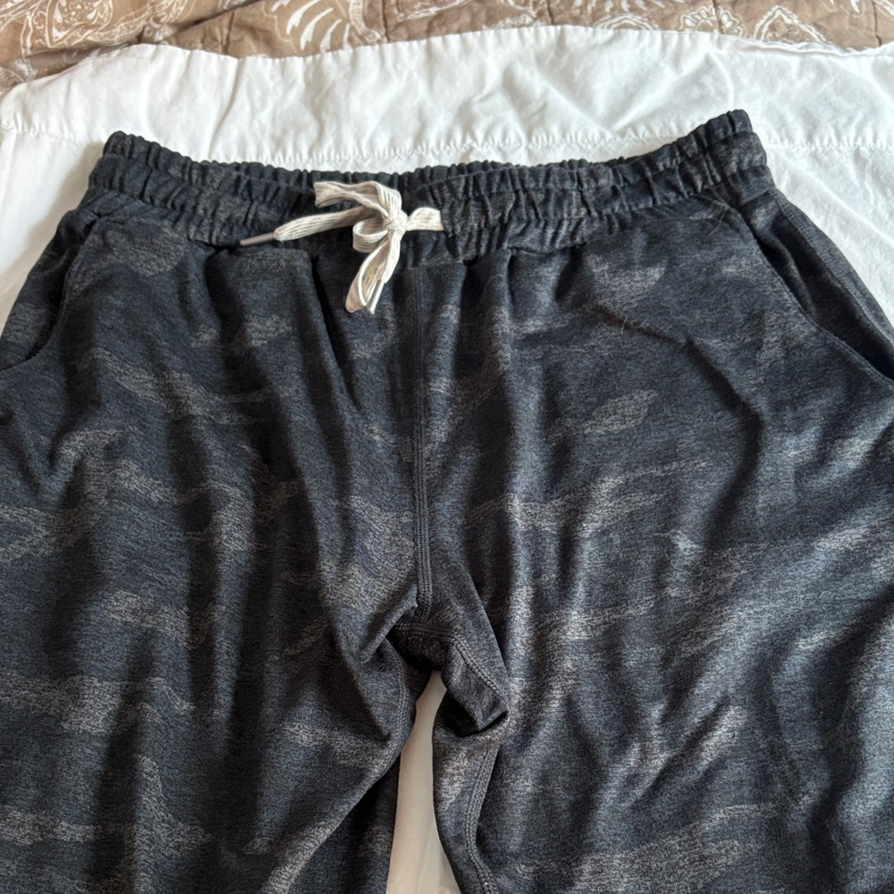 Vuori Charcoal Jogger Pants